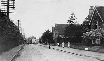 London Road Stony Stratford early 1900s